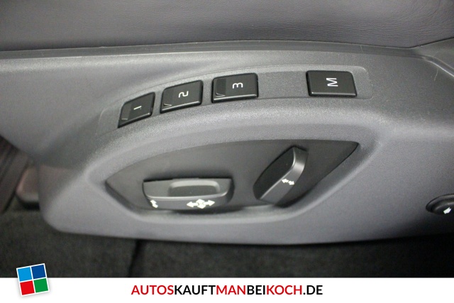 XC60 D4 AWD R-Design Aut. FahrerAss SD Standheiz / Foto 4