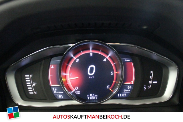 XC60 D4 AWD R-Design Aut. FahrerAss SD Standheiz / Foto 9