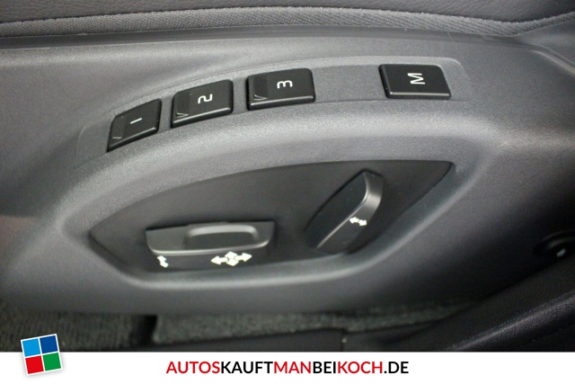 V60 T4 Summum Aut. ACC Navi Xenon Standhzg Kamera / Foto 6