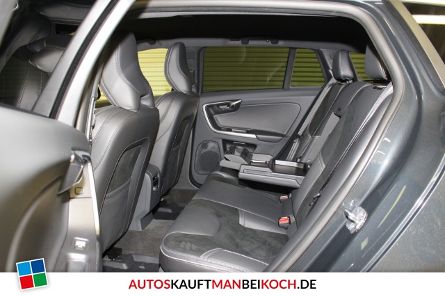 V60 T4 R-Design Aut. ACC Navi Xenon Standhzg Kamer / Foto 4