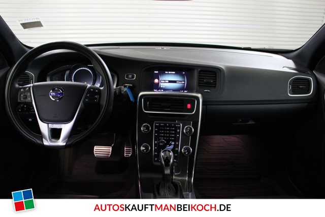 V60 T4 R-Design Aut. ACC Navi Xenon Standhzg Kamer / Foto 5