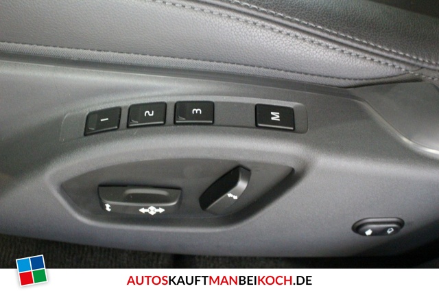 V60 T4 Summum Aut. ACC Navi Xenon Standhzg Kamera / Foto 6