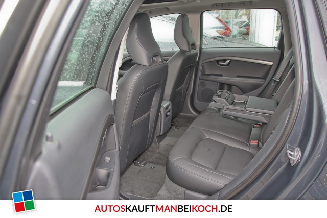 V70 D5 Summum Automatik FahrerAss SD Standhz AHK / Foto 6