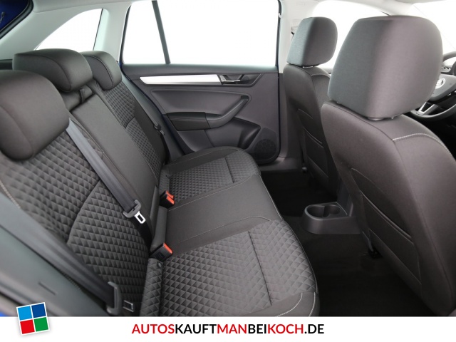 Rapid Spaceback 1.4 TSI DSG Drive Navi Xenon / Foto 6