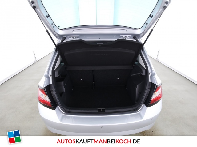 Fabia 1.0 TSI Drive Navi Climatronic Licht + Sicht / Foto 7