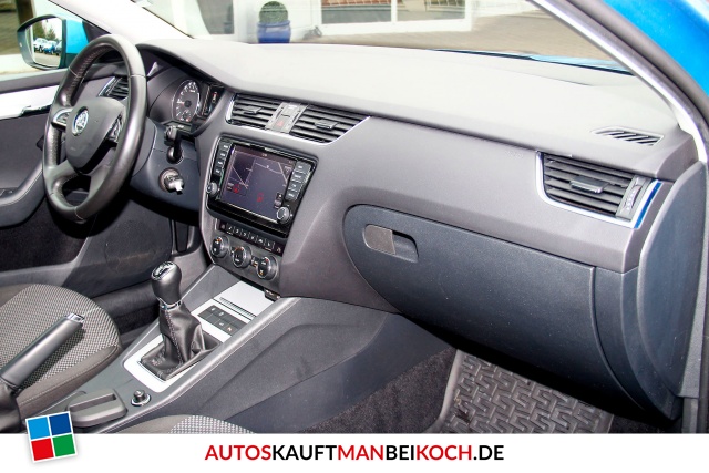 Octavia Combi 2.0 TDI Ambition Navi SHZ Bi-Xenon / Foto 6