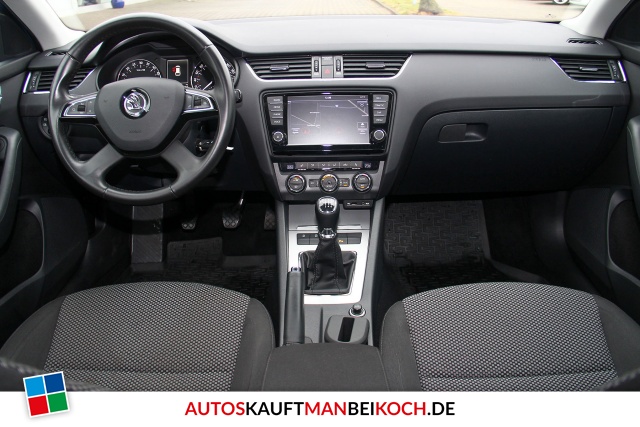 Octavia Combi 2.0 TDI Ambition Navi SHZ Bi-Xenon / Foto 7