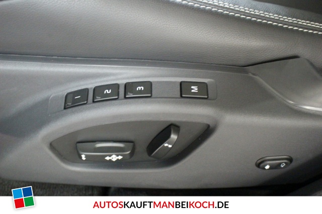 V60 D4 Summum Aut. FahrerAss PremiumSound SD OnCal / Foto 4