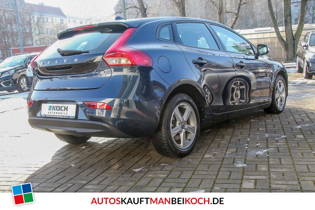 V40 D2 You Aut. Xenon Navi Leder PDC SHZ / Foto 3