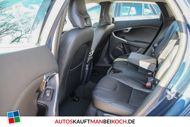 V40 D2 You Aut. Xenon Navi Leder PDC SHZ / Foto 6
