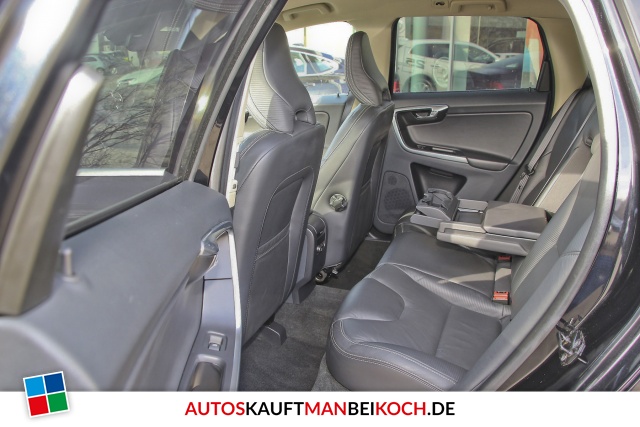 XC60 D4 R-Design Xenon StandHzg OnCall PDC SZH / Foto 6