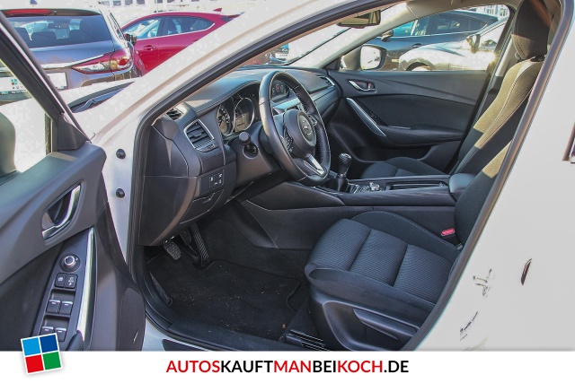 6 Kombi SKY-D 150 AWD 5T 6GS AL-NAKAMA NAVI / Foto 6