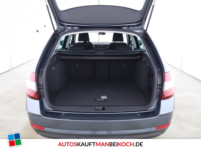 Octavia Combi III 1.0 TSI DSG Clever PDC Amundsen / Foto 7