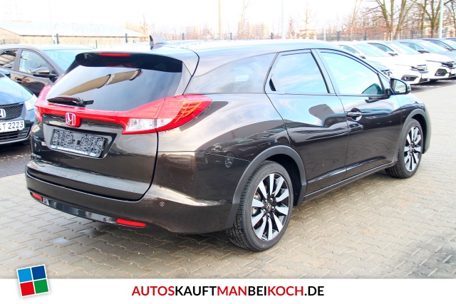 Civic Tourer 1.8 i-VTEC Executive 6GS FAP / Foto 3