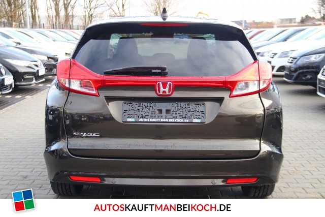 Civic Tourer 1.8 i-VTEC Executive 6GS FAP / Foto 4