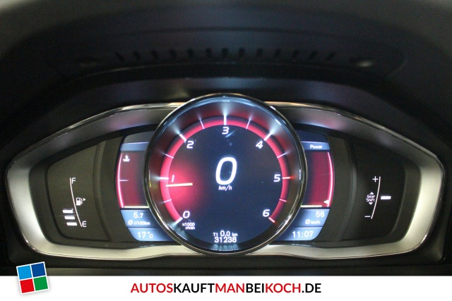 XC60 D4 Summum FahrerAss BLIS Kamera SD PremiumS / Foto 9
