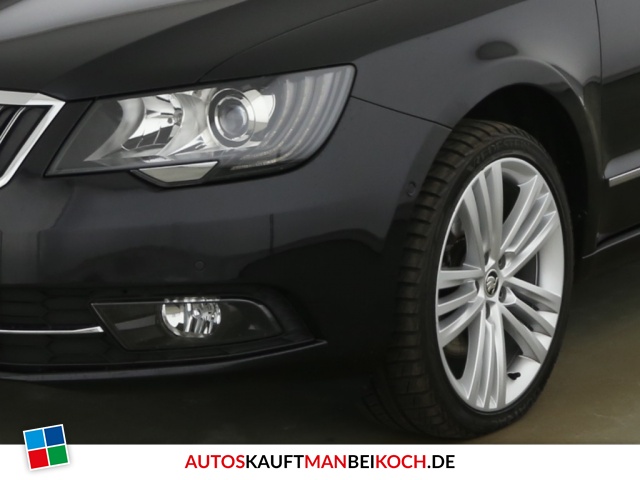 Superb Combi 2.0 TDI DSG Elegance Navi 0% / Foto 8