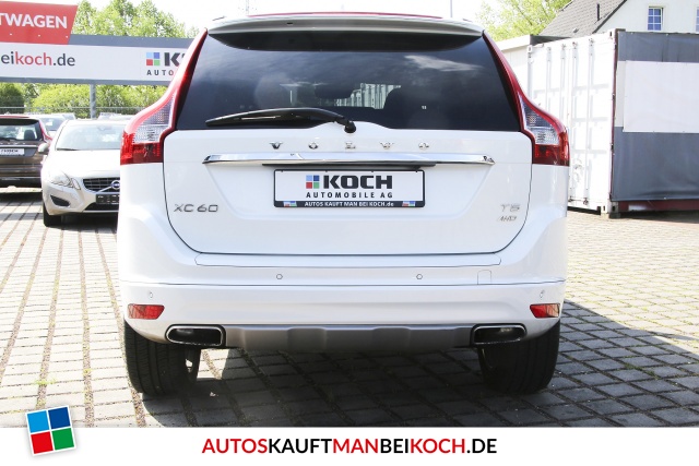 XC60 T5 AWD Summum Aut. FahrerAss StHzg OnCall / Foto 4