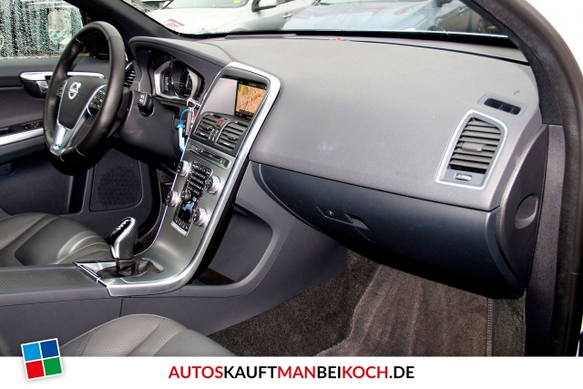 XC60 T5 AWD Summum Aut. FahrerAss StHzg OnCall / Foto 7