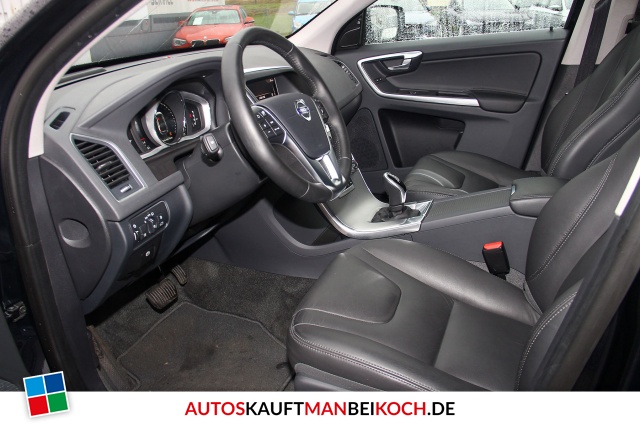 XC60 T5 AWD Summum Aut. FahrerAss OnCall Pano / Foto 5