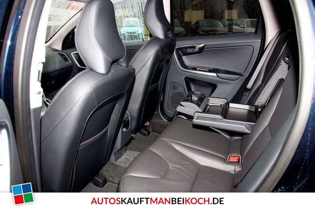 XC60 T5 AWD Summum Aut. FahrerAss OnCall Pano / Foto 8