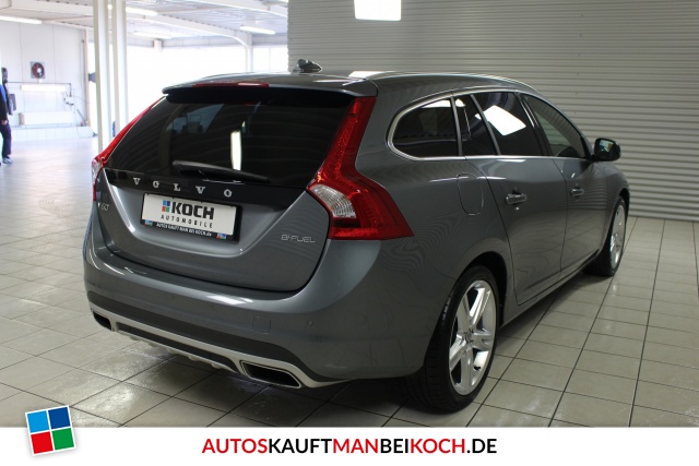 V60 T5 BiFuel Summum Navi Xenon Standhz 18Z / Foto 2