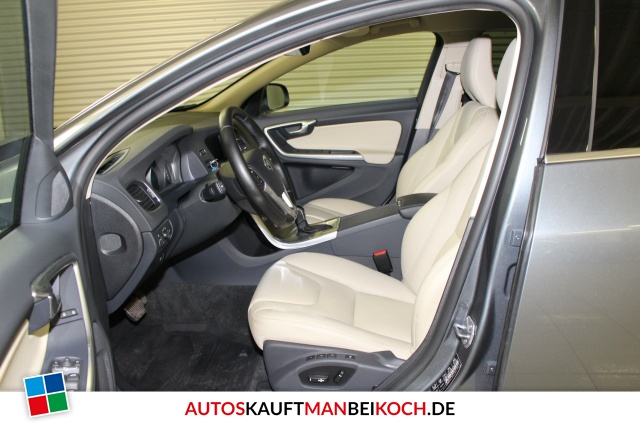 V60 T5 BiFuel Summum Navi Xenon Standhz 18Z / Foto 3
