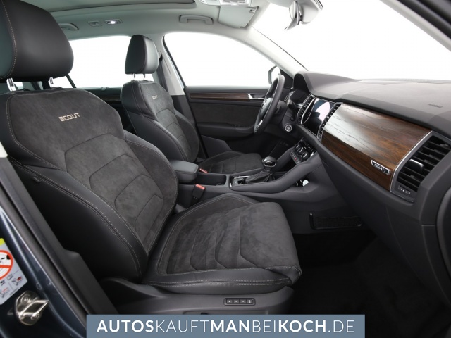 Kodiaq Scout 2.0TSI 4x4 DSG Pano DCC Navi AHK 7Si / Foto 8