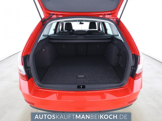 Octavia Combi 1.0 TSI DSG Clever NAVI Klimaaut SHZ / Foto 7