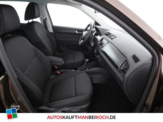 Fabia 1.0 TSI DSG Style Navi Rückfahrkamera / Foto 5