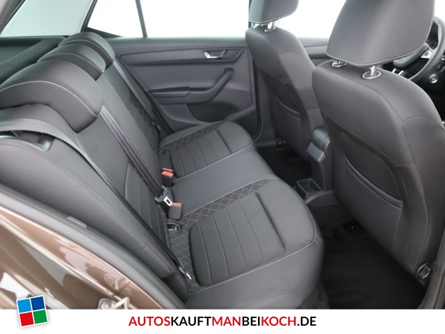 Fabia 1.0 TSI DSG Style Navi Rückfahrkamera / Foto 6