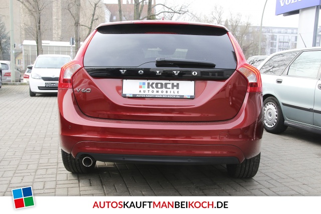 V60 D4 Business Edition Aut. Navi Xenon BLIS 18 / Foto 4