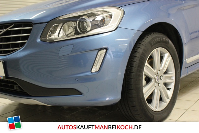 XC60 D4 FWD Summum Aut FahrerAss Pano Navi BiXenon / Foto 2