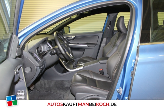 XC60 D4 FWD Summum Aut FahrerAss Pano Navi BiXenon / Foto 6