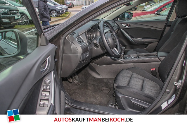 6 Kombi SKY-G 145 FWD 5T 6GS EXCLUSIVE NAVI TOP / Foto 5