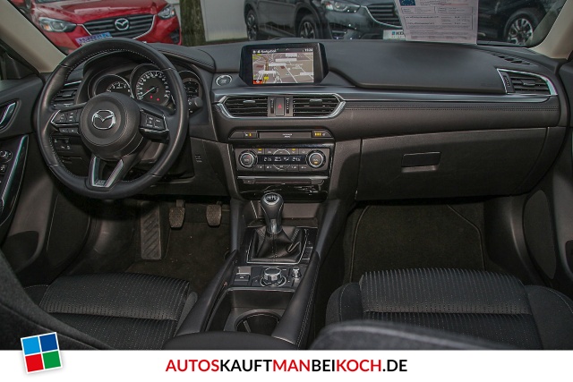 6 Kombi SKY-G 145 FWD 5T 6GS EXCLUSIVE NAVI TOP / Foto 7