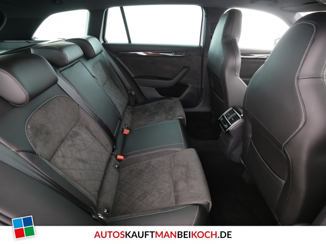 Superb Combi III 2.0 TDI 7-GangDSG SportLine Colum / Foto 6