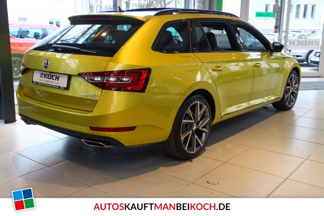 Superb Combi III 2.0TSI DSG 4x4 Sportline PanoDach / Foto 3