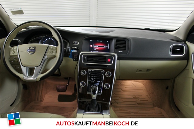 V60 T6 Summum Polestar FahrerAss SD StHzg ParkAss / Foto 6