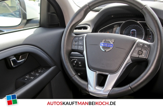 V70 T4 Momentum Aut. FahrerAss Standhz Xenon uvm / Foto 9