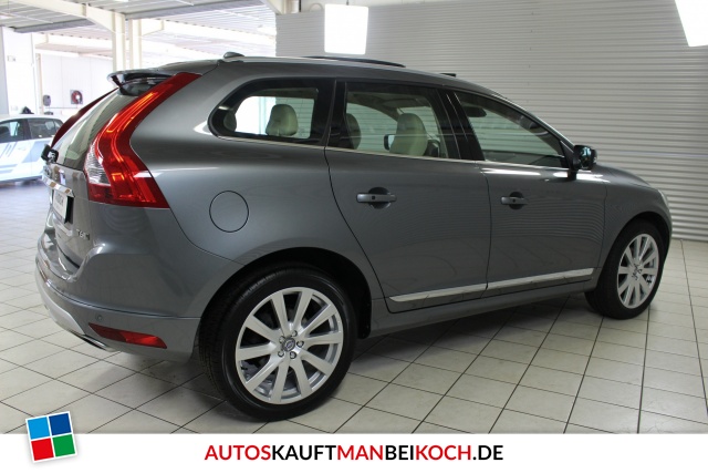 XC60 T6 AWD Summum GSHD Kamera Volvo on Call BLIS / Foto 3