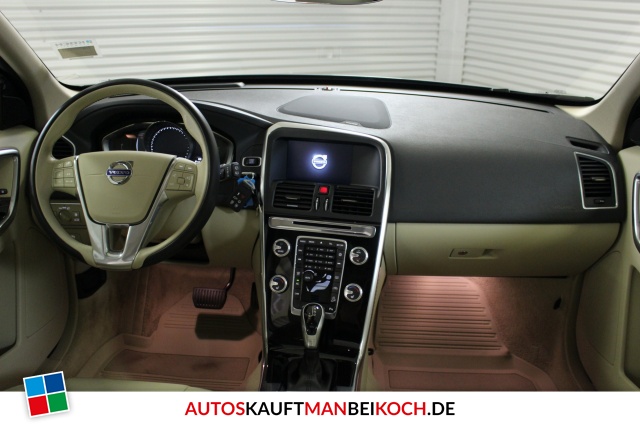XC60 T6 AWD Summum GSHD Kamera Volvo on Call BLIS / Foto 8