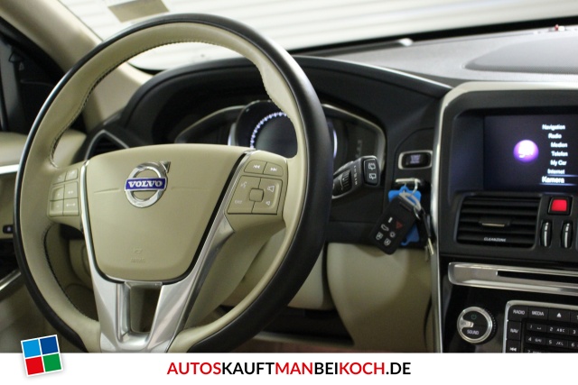 XC60 T6 AWD Summum GSHD Kamera Volvo on Call BLIS / Foto 9