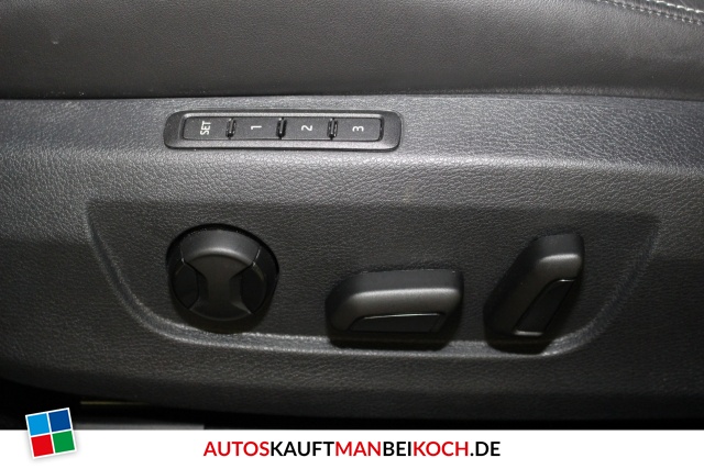 Superb Combi 2.0 TSI DSG Sportline DCC Navi Xenon / Foto 4