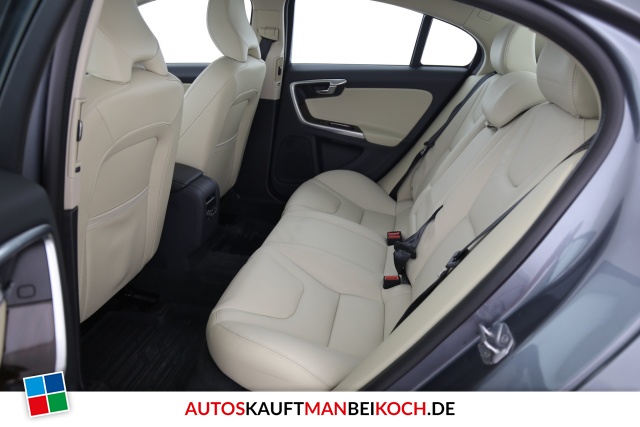 S60 T5 Summum FahrerAss SD Standhz Navi Xenon AHK / Foto 7