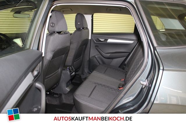 Karoq 1.5 TSI DSG Voll LED Navi SHZ PDC Sofort / Foto 4