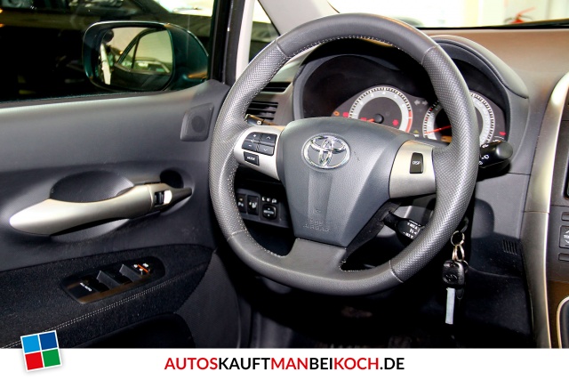 Auris 1.6 Valvematic Edition 1 Hand Navi SHZ Stand / Foto 9