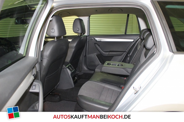 Octavia Combi Elegance 1.4 TSI Xenon PDC SHZ / Foto 4