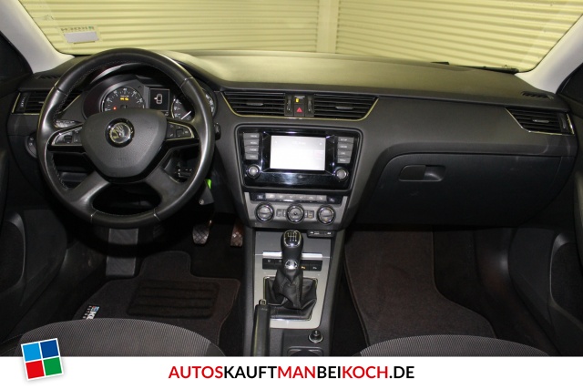 Octavia Combi Elegance 1.4 TSI Xenon PDC SHZ / Foto 5