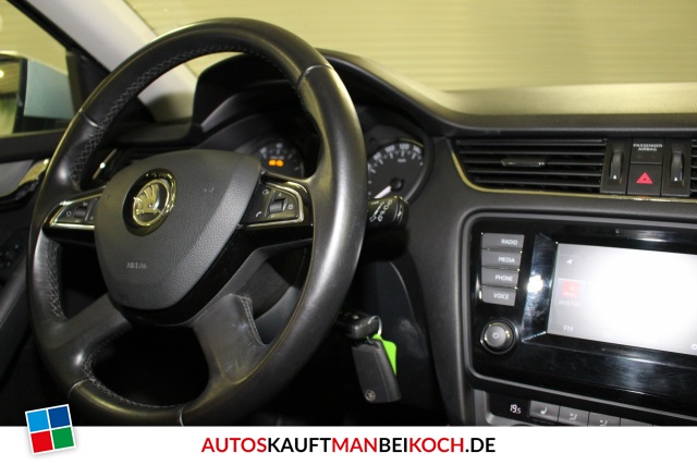 Octavia Combi Elegance 1.4 TSI Xenon PDC SHZ / Foto 6